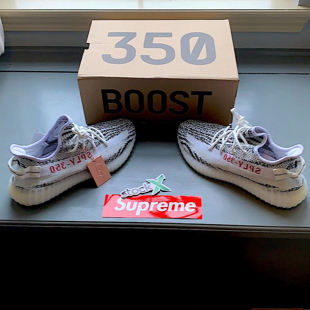 Yeezy Boost 350 V2 Zebra